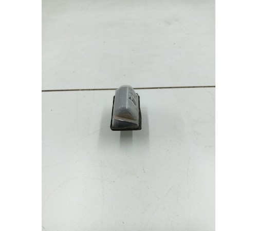 Плафон подсветки номерного знака