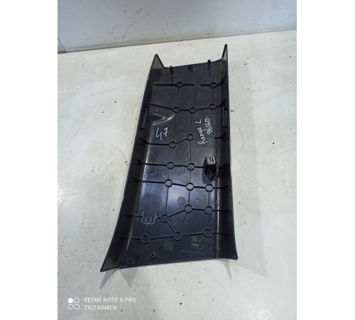 Обшивка центральной стоки левая