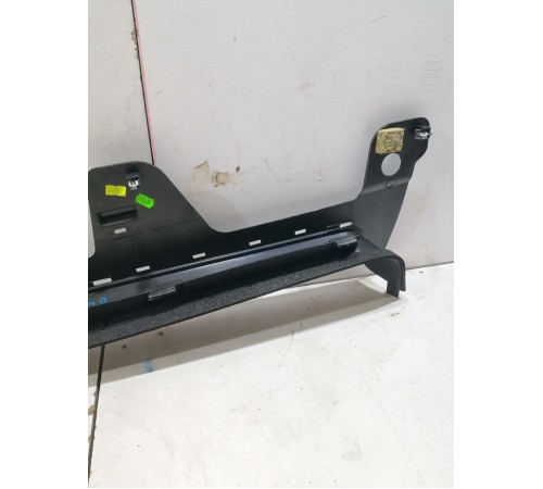 Обшивка салона задняя правая