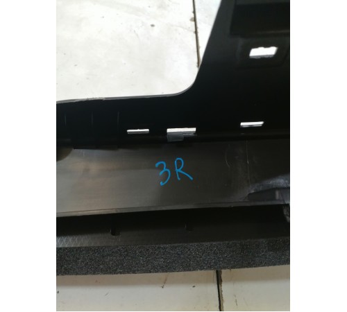 Обшивка салона задняя правая