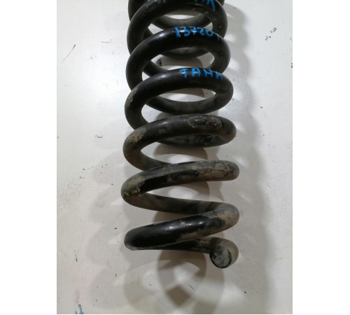 Пружина подвески передняя