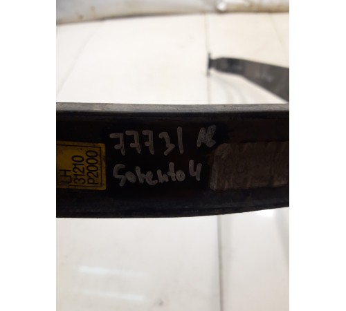 Крепление топливного бака(левое)