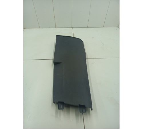 Накладка стойки  передняя левая