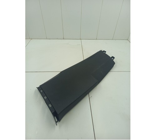 Накладка стойки  передняя левая