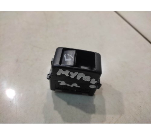 кнопка складывания сиденья(заднего левого)