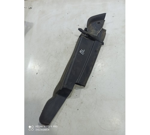 Пыльник крыла передний левый