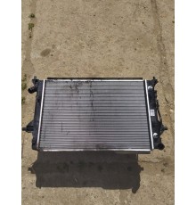 Радиатор охлаждения двигателя