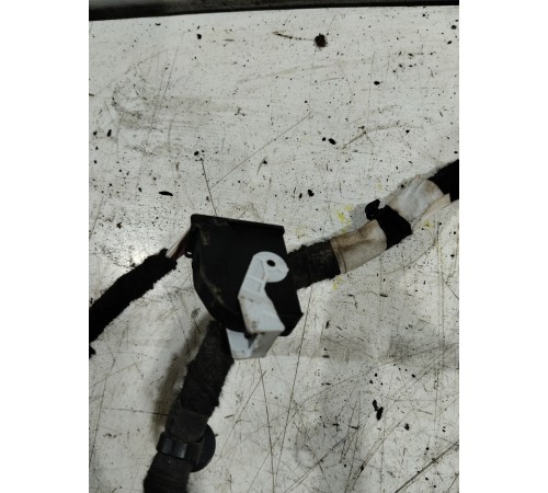 Электропроводка двери передняя левая