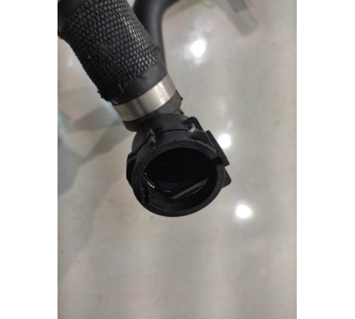 Патрубок радиатора