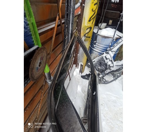 Дверь (задняя, правая)