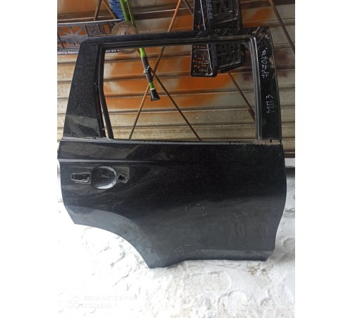 Дверь (задняя, правая)