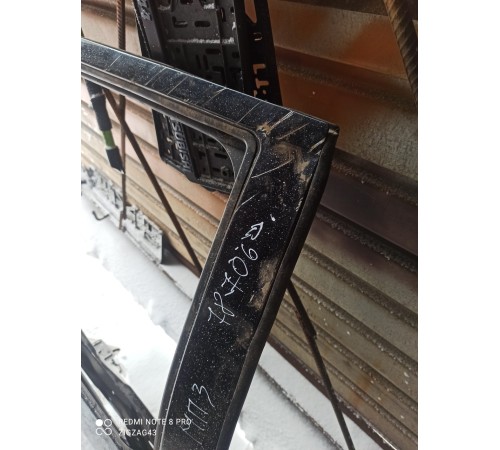 Дверь (задняя, правая)