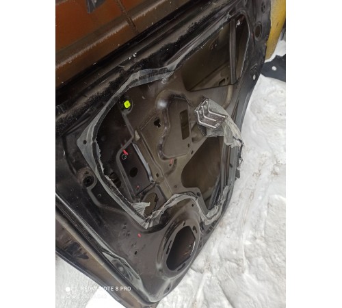 Дверь (задняя, правая)