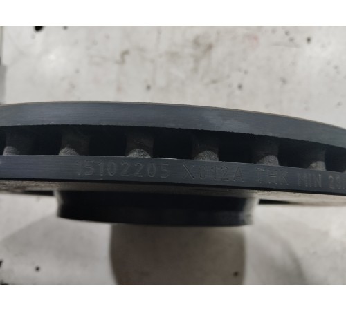 Тормозной диск передний левый