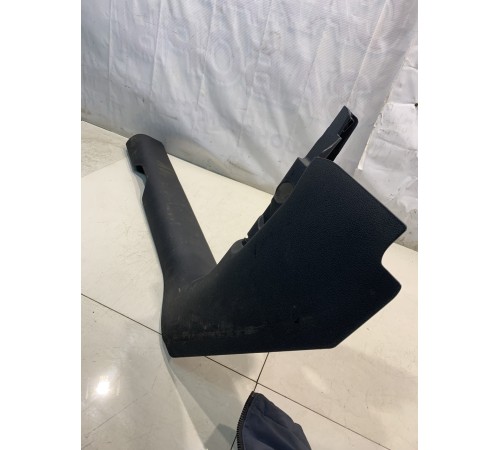 Накладка порога (передняя, левая, внутренняя)