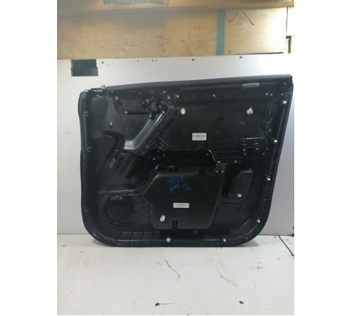 Обшивка двери передняя левая