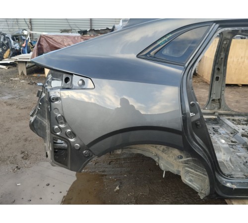 Крыло заднее правое