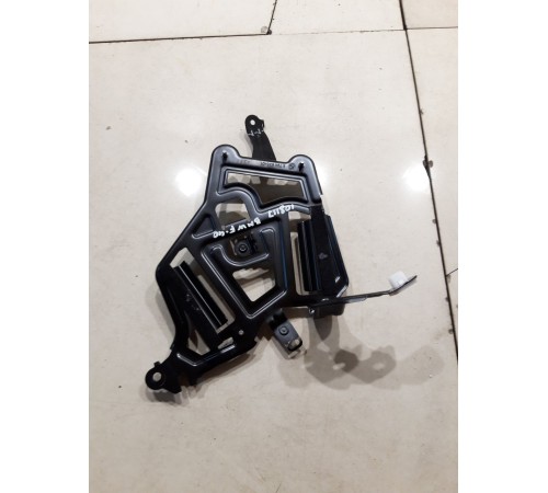 Кронштейн(крепление) усилителя магнитолы