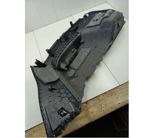 Обшивка багажника левая