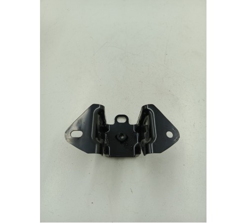 Кронштейн задний правый