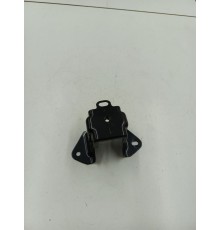 Кронштейн задний правый