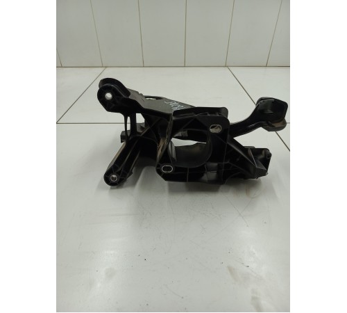 Педаль тормоза