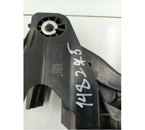 Педаль тормоза