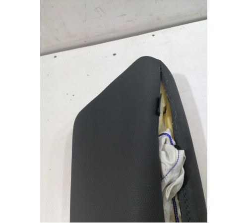 Накладка сиденья правая