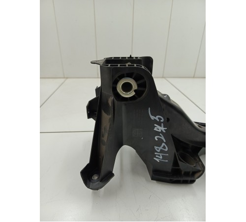 Педаль тормоза