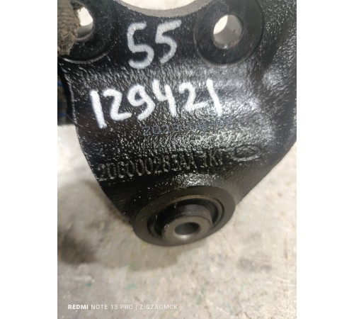 Кронштейн двигателя