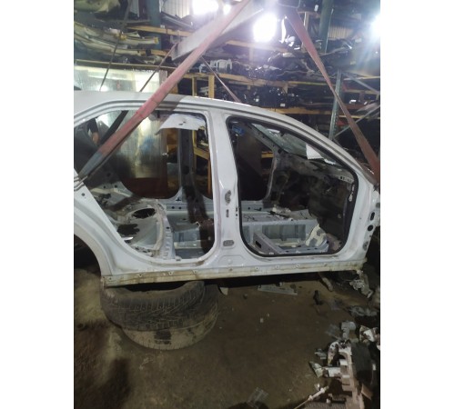 Порог со стойкой правый