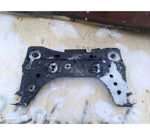 Балка подвески (подрамник) передняя