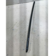 Уплотнитель лобового стекла правый