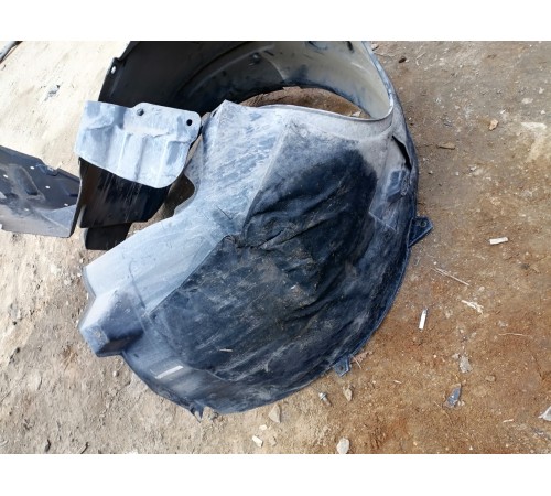 Локер (подкрылок) передний правый