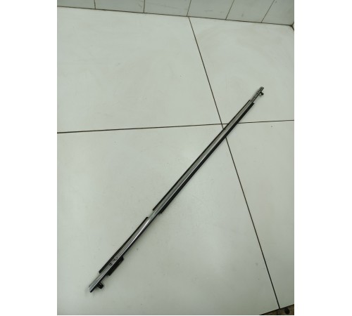 Молдинг двери задний правый