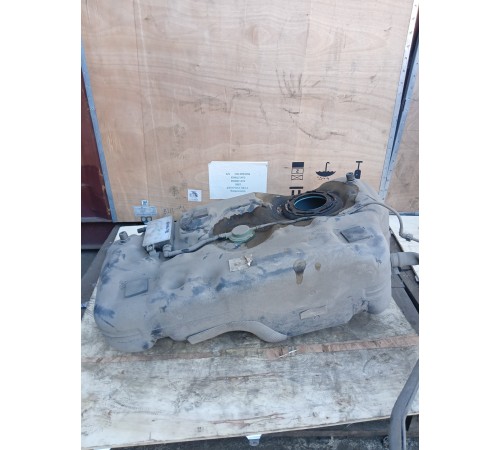 Бак топливный