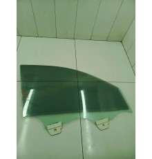 Стекло двери переднее правое