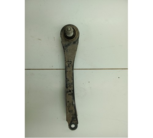 Рычаг задний правый