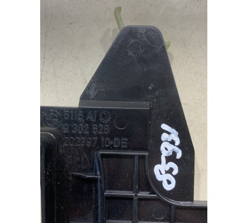 Кронштейн(крепление) салона