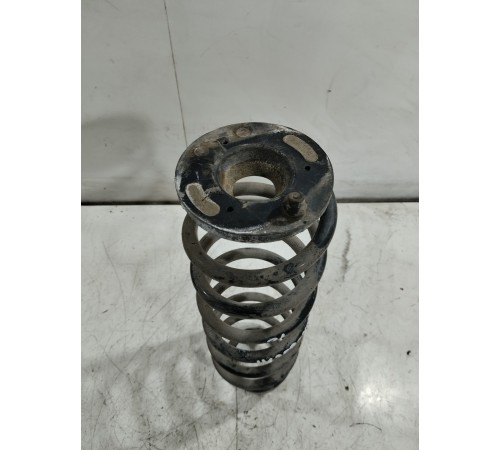 Пружина подвески задняя левая