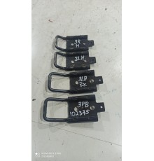 Скоба распашной двери