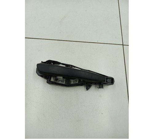 Ручка двери передняя правая