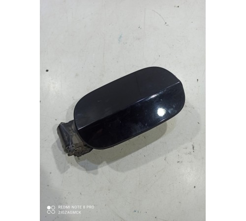 Лючок бензобака с крышкой