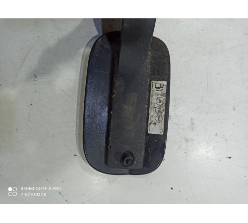 Лючок бензобака с крышкой