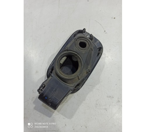 Лючок бензобака с крышкой