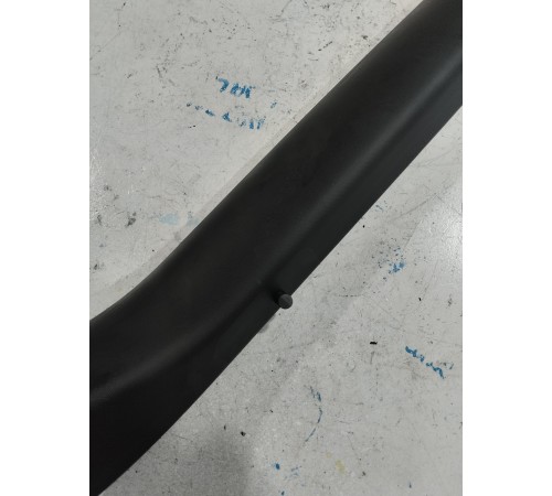 Обшивка крышки багажника правая