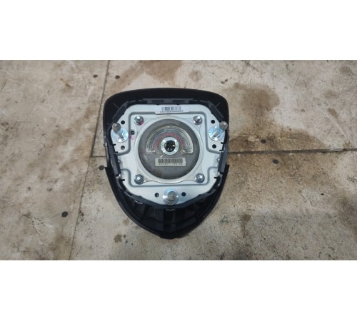 Подушка безопасности водителя