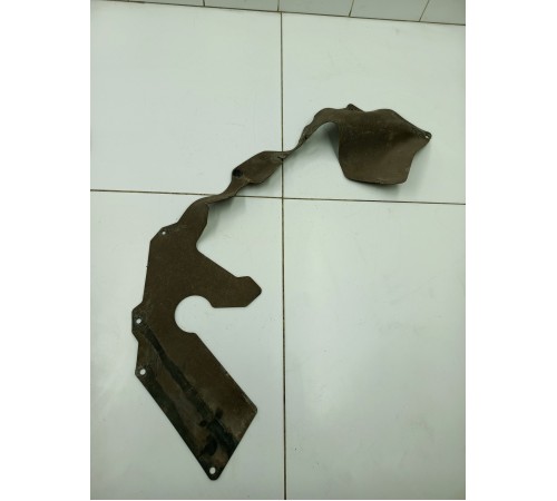 Пыльник уплотнитель крыла передний правый