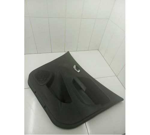 Обшивка передняя правая