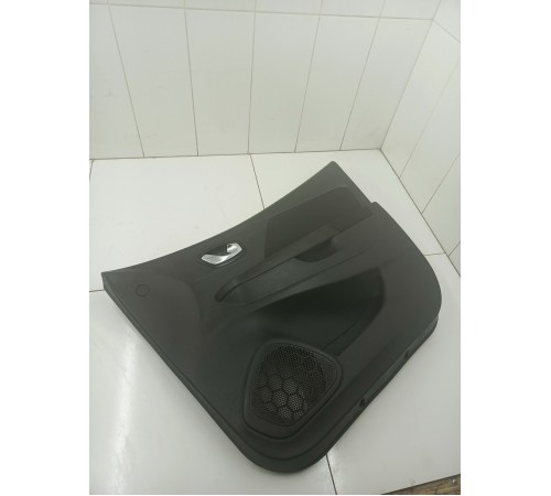 Обшивка передняя правая